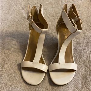 Size 7.5 Kenneth Cole heels